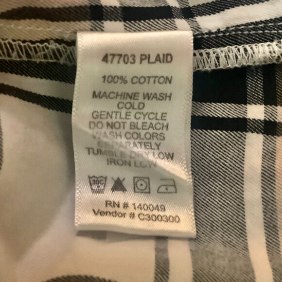 JG Hook Button Blouse Long Sleeve White Gray Plaid PL - Picture 9 of 9